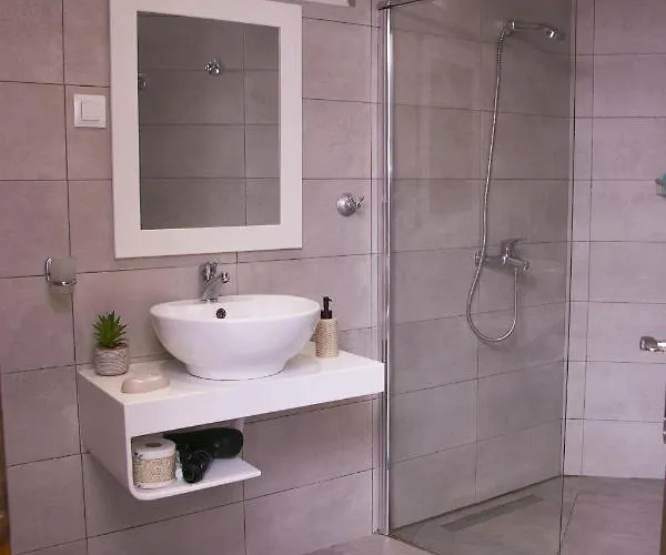 아파트 Iria's 리메나리아